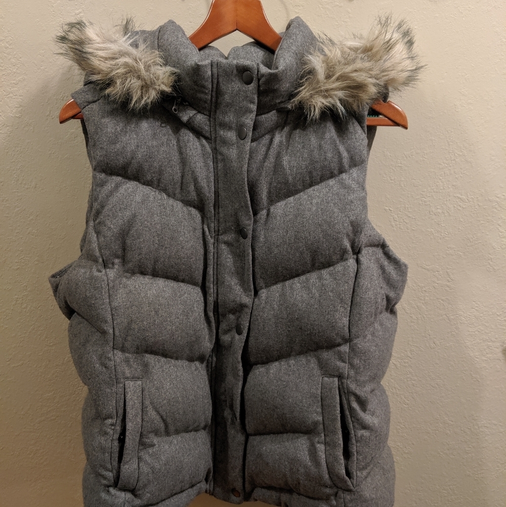Gap Primaloft Wool Blend Vest - XL